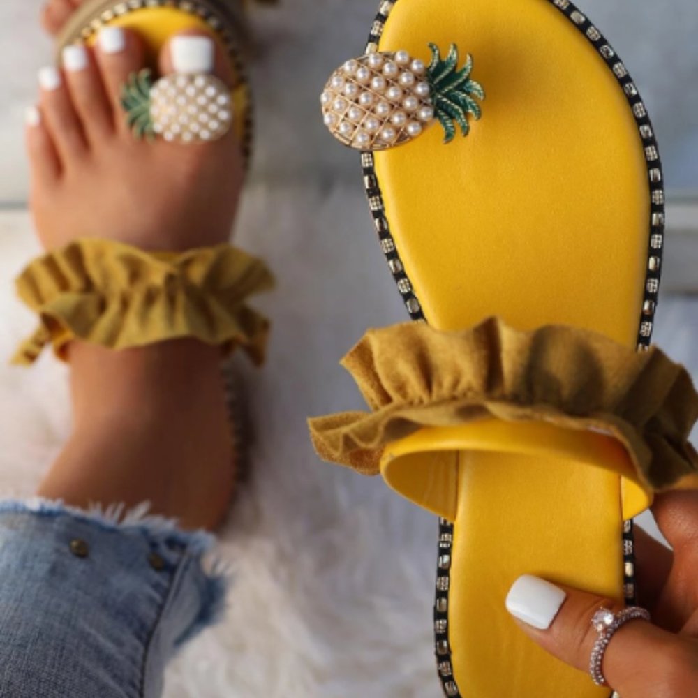 Pineapple Toe Ring Decor Thong Sandals